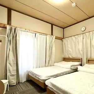 アパート Shinjuku Garden House